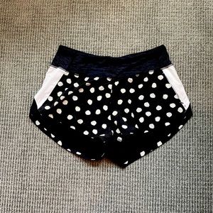 Outdoor Voices Polka Dot Running Shorts M